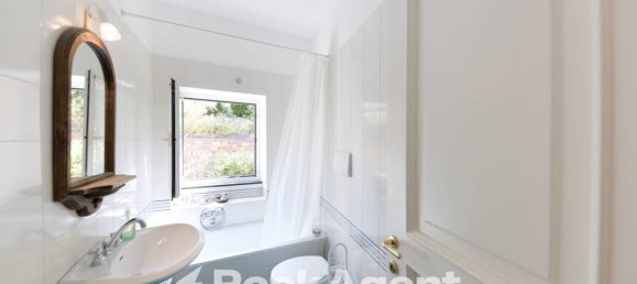 Apartamento T2 em Recco, Italy N.º 295353 16