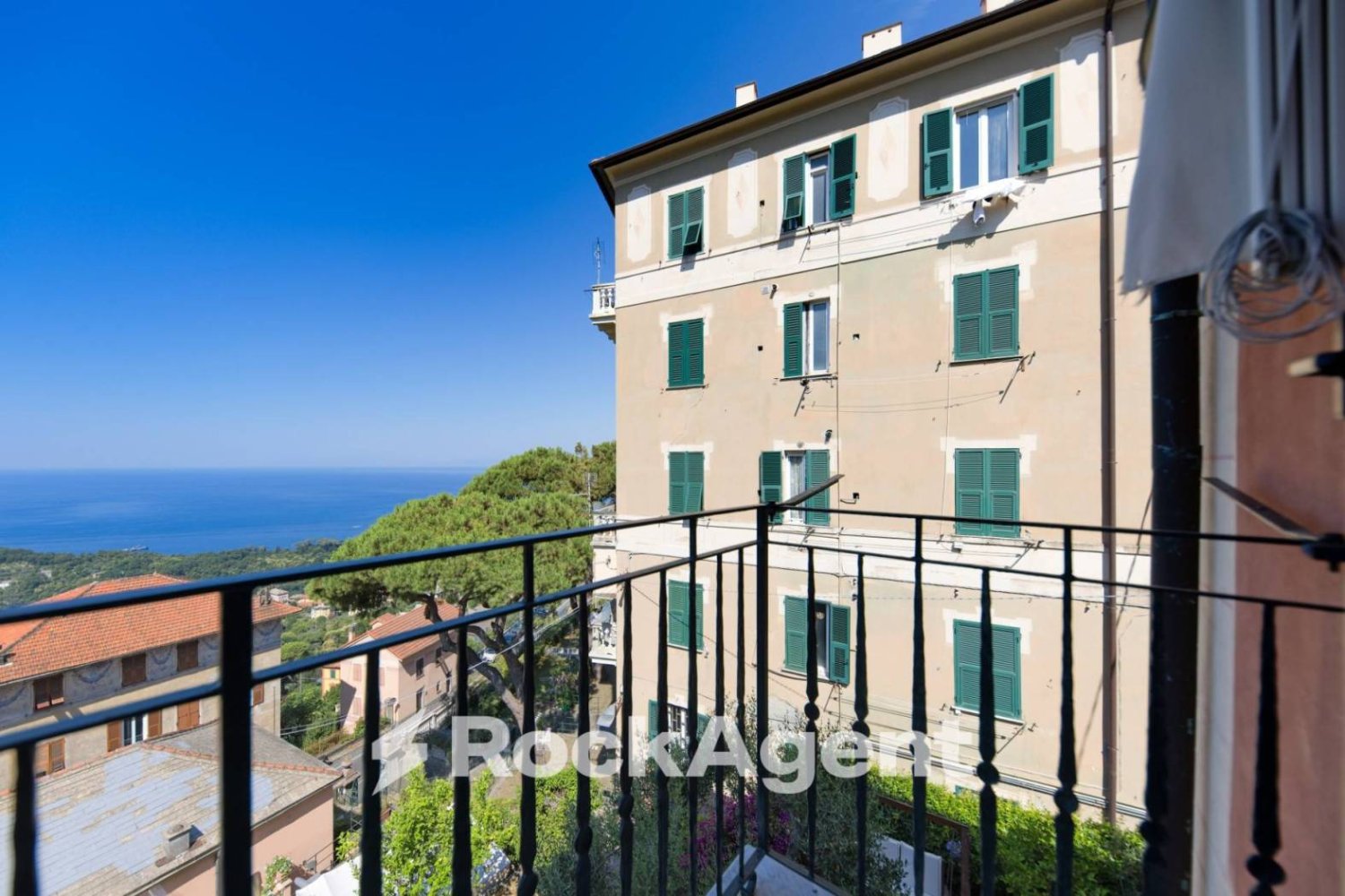 Apartamento T2 em Recco, Italy N.º 295353