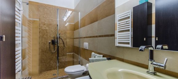 Apartamento de 5 dormitorios en Venice, Italy No. 345087 8