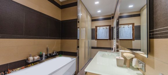 Apartamento de 5 dormitorios en Venice, Italy No. 345087 10