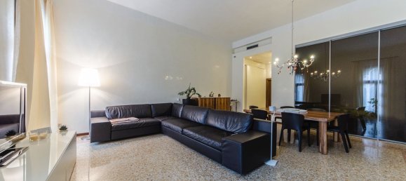 Apartamento de 5 dormitorios en Venice, Italy No. 345087 3