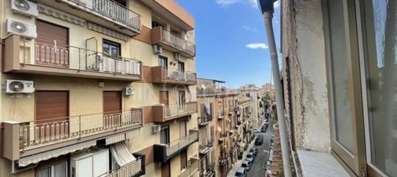3 rooms Apartment in Palermo, Italy No. 263450 24