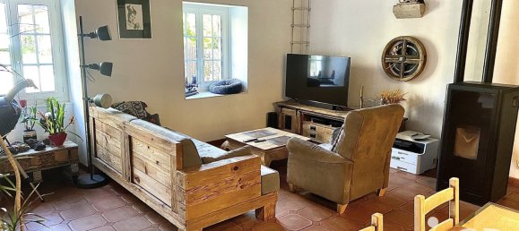 3 bedrooms House in Tavers, France No. 70226 4