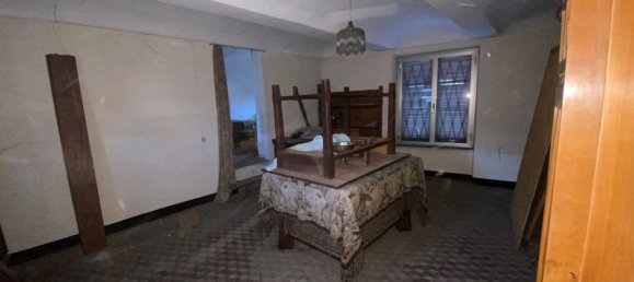 30غرفة منزل في Isola d'Asti, Italy رقم 79416 42