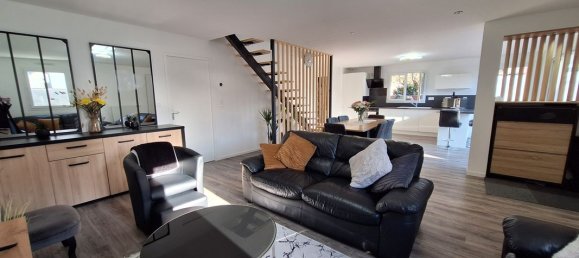 Casa de 4 dormitorios en Segre, France No. 337436 2