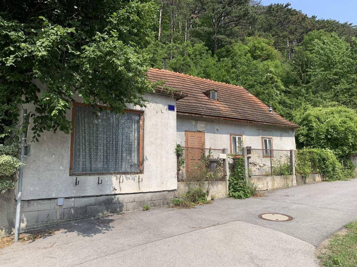 Grundstück in Pottenstein, Austria 583m², Nr. 104485