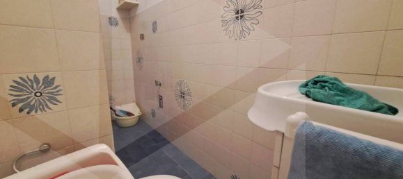 5-salle Appartement à Vasto, Italy No. 27557 8