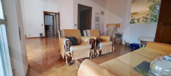 5-salle Appartement à Vasto, Italy No. 27557 11