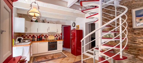 5 bedrooms House in Lozere, France No. 296883 3