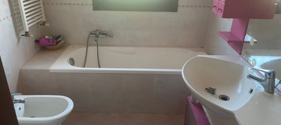 Дом с 2 спальнями в Лагосанто, Италия № 343103 10