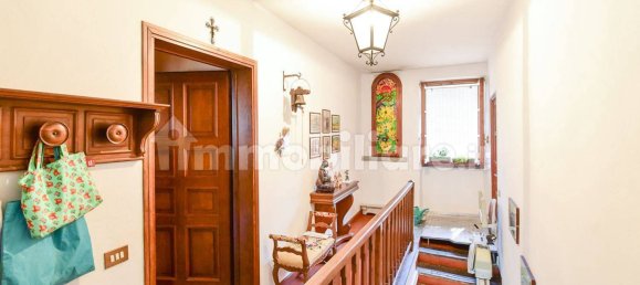 Apartamento de 5 dormitorios en Erba, Italy No. 288823 23