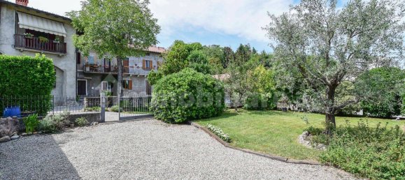 Apartamento de 5 dormitorios en Erba, Italy No. 288823 2