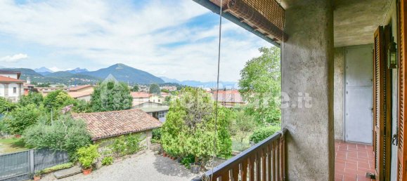 Apartamento de 5 dormitorios en Erba, Italy No. 288823 15