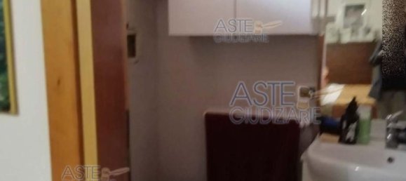 7 rooms Apartment in Rome, Italy No. 12882 18