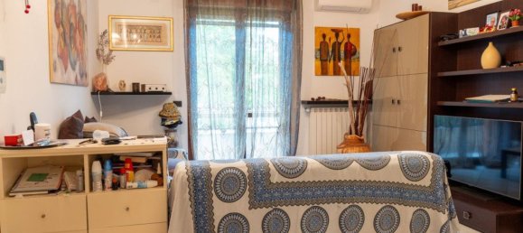 Apartamento de 4 dormitorios en Forlì, Italy No. 328601 3