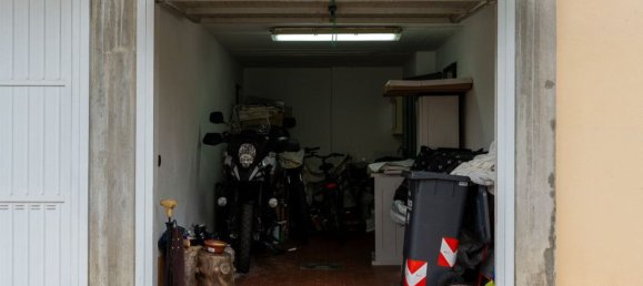 Apartamento de 4 dormitorios en Forlì, Italy No. 328601 24