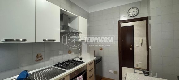 3 bedrooms Apartment in Pino Torinese, Italy No. 379374 8