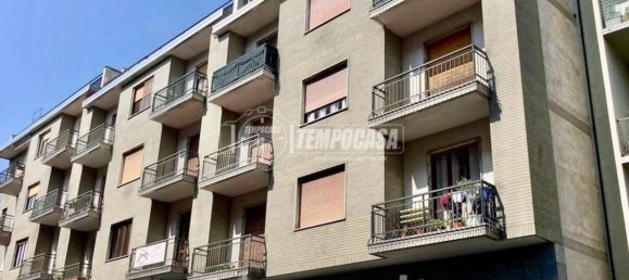 3 bedrooms Apartment in Pino Torinese, Italy No. 379374 3