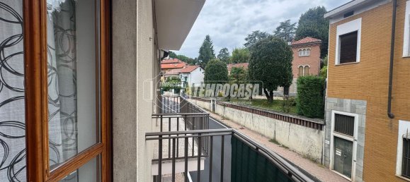 3 bedrooms Apartment in Pino Torinese, Italy No. 379374 6
