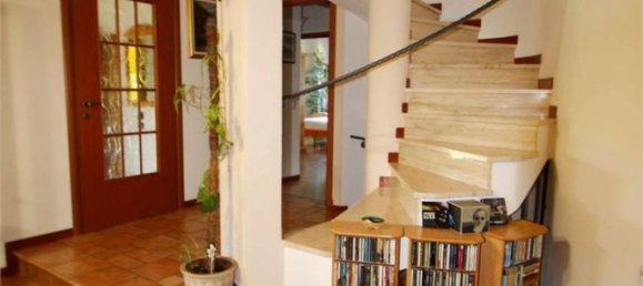 9غرفة فيلا في Almenno San Salvatore, Italy رقم 295723 11