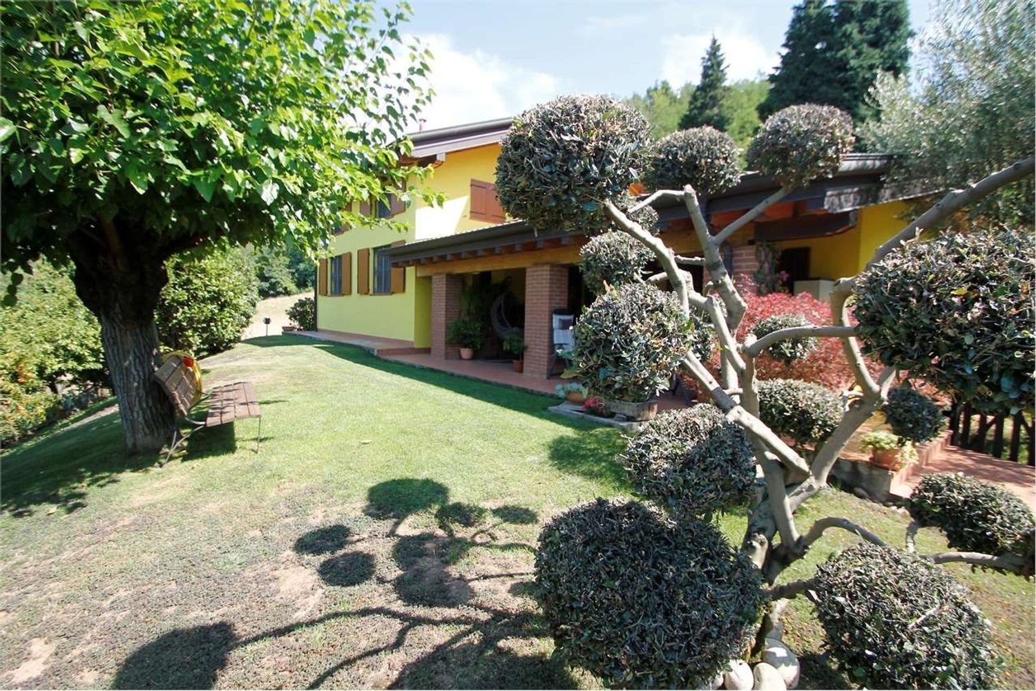 9غرفة فيلا في Almenno San Salvatore, Italy رقم 295723