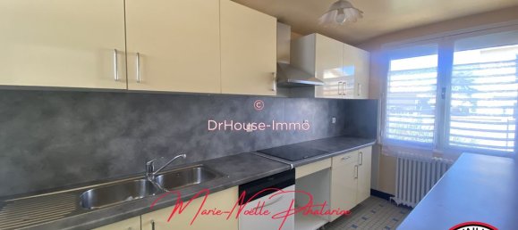 3 bedrooms House in Saint-Medard-en-Jalles, France No. 335495 15