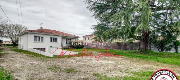 3 bedrooms House in Saint-Medard-en-Jalles, France No. 335495 2