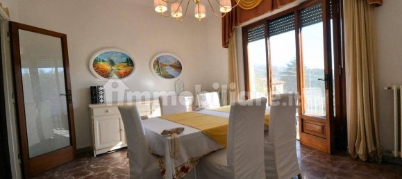 2 bedrooms Villa in Lucca, Italy No. 85160 3