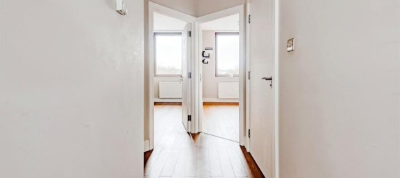 1 bedroom Apartment in Crawley, United Kingdom No. 6305 17