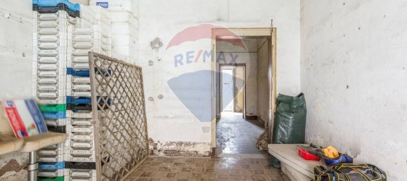 3 bedrooms House in Aci Castello, Italy No. 165049 4