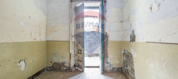 3 bedrooms House in Aci Castello, Italy No. 165049 9