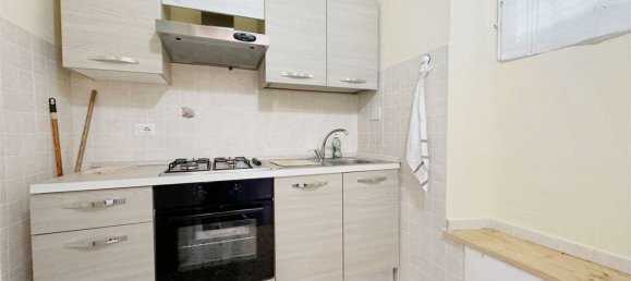 Apartamento de 3 divisões em Pescia, Italy N.º 103001 5