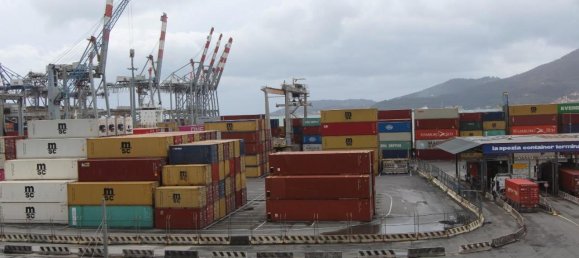 Apartamento de 7 habitaciónes en La Spezia, Italy No. 172360 17