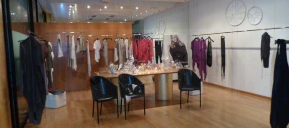 550m² Office in Padua, Italy No. 91916 7