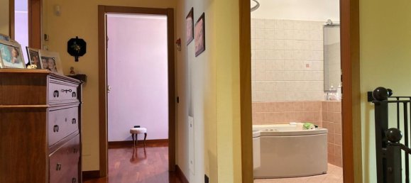 Дом с 4 комнатами в Сесто эд Унити, Италия № 192747 18