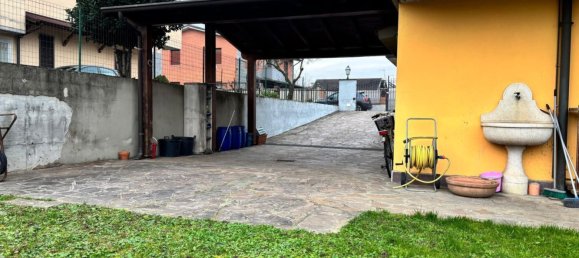 Дом с 4 комнатами в Сесто эд Унити, Италия № 192747 2