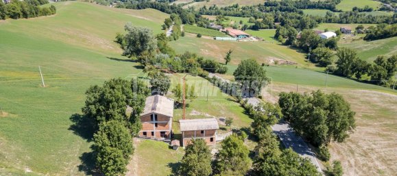 3 rooms Villa in Viano, Italy No. 265995 20