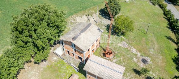 3 rooms Villa in Viano, Italy No. 265995 23