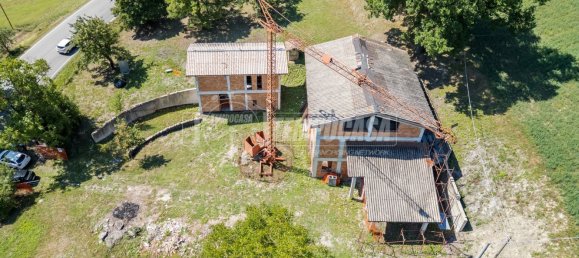 3 rooms Villa in Viano, Italy No. 265995 25