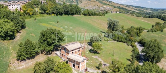 3 rooms Villa in Viano, Italy No. 265995 30