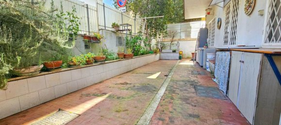 5 rooms Apartment in Rome, Italy No. 8833 17