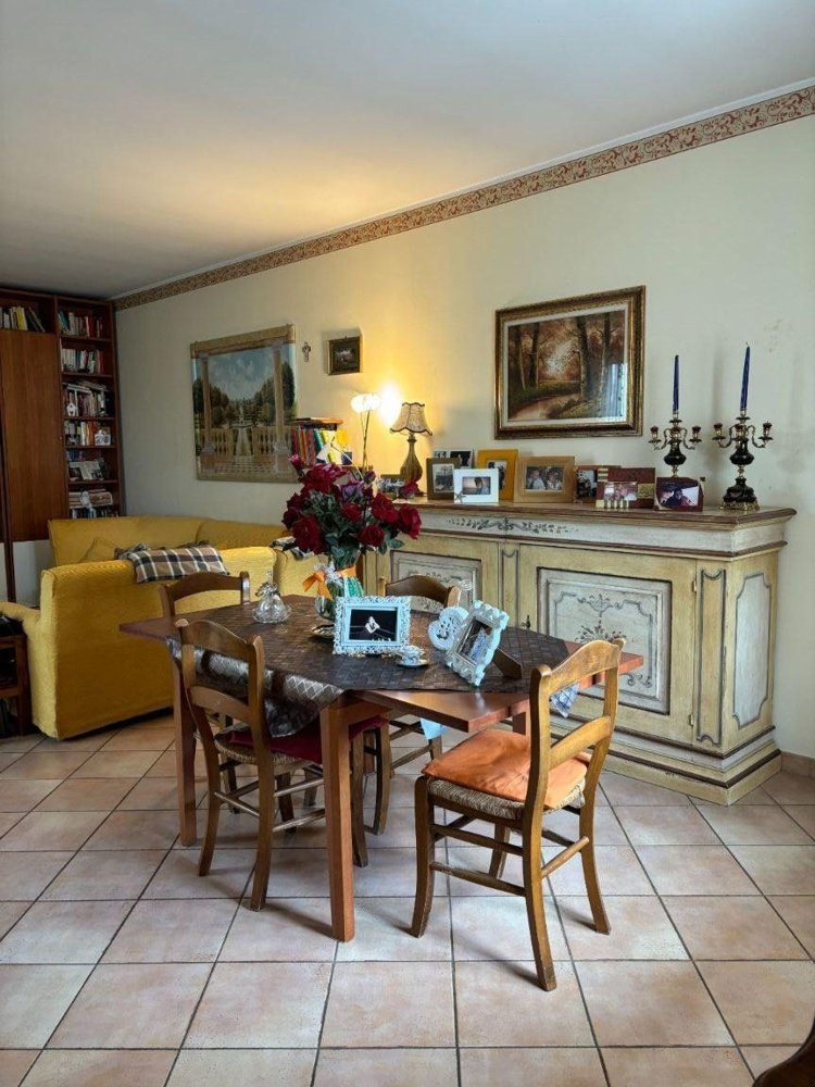 6 rooms House in Alessandria, Italy No. 49097