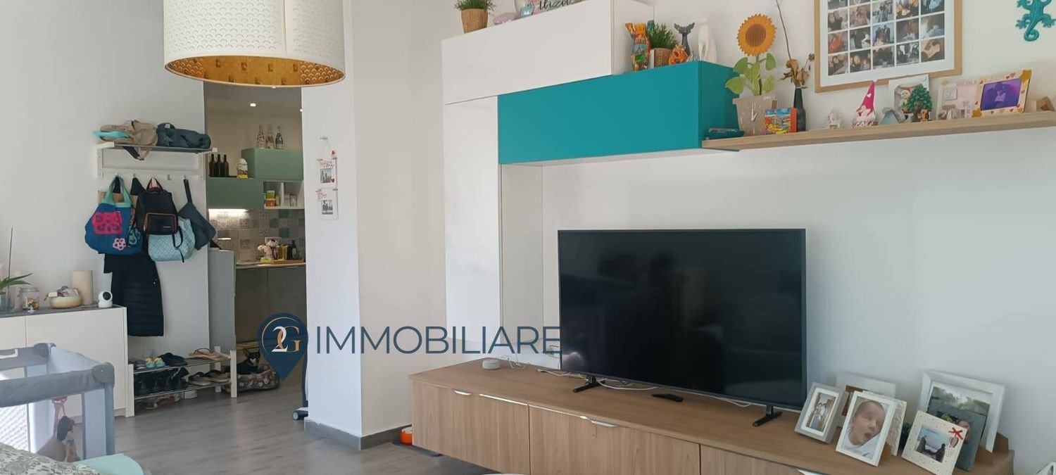 3 Schlafzimmer Wohnung in La Spezia, Italy, Nr. 363116