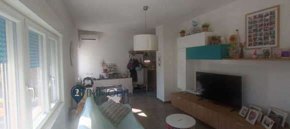 3 Schlafzimmer Wohnung in La Spezia, Italy, Nr. 363116 2