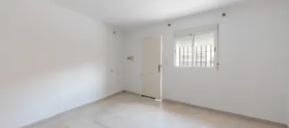  Commercial property in Maracena, Spain No. 174593 30