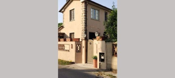 6-salle Villa à Forte dei Marmi, Italy No. 309988 3