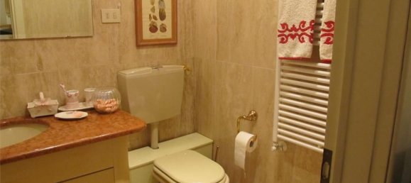 6-salle Villa à Forte dei Marmi, Italy No. 309988 13