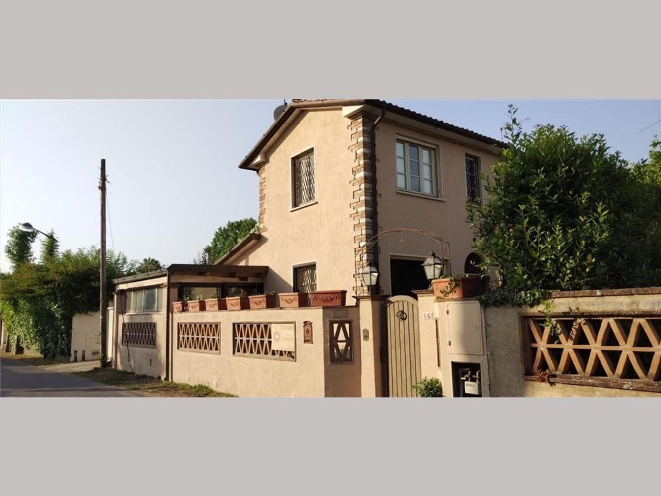 6-salle Villa à Forte dei Marmi, Italy No. 309988