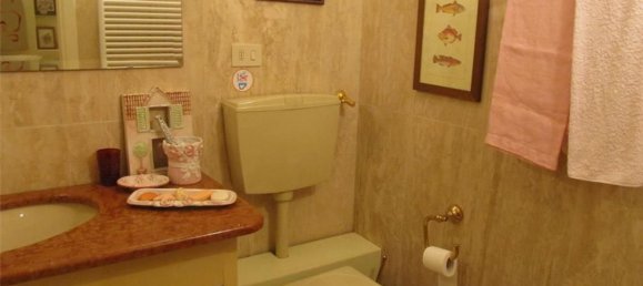 6-salle Villa à Forte dei Marmi, Italy No. 309988 9