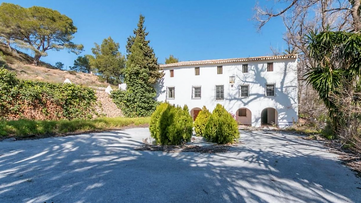 4 bedrooms Villa in Altea, Spain No. 4337